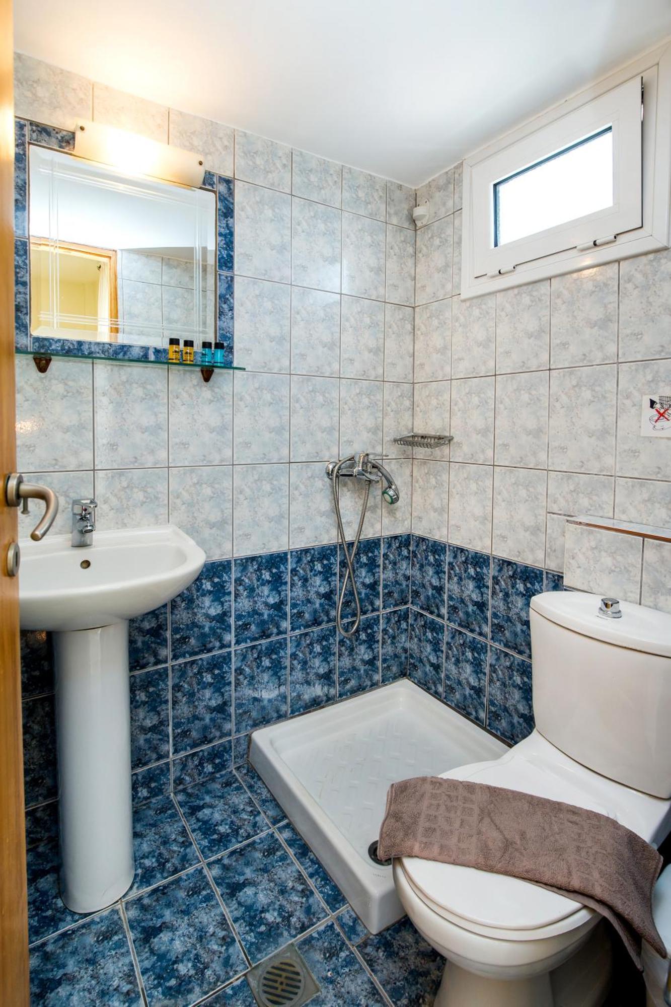 Ianos Apartments Potos Luaran gambar