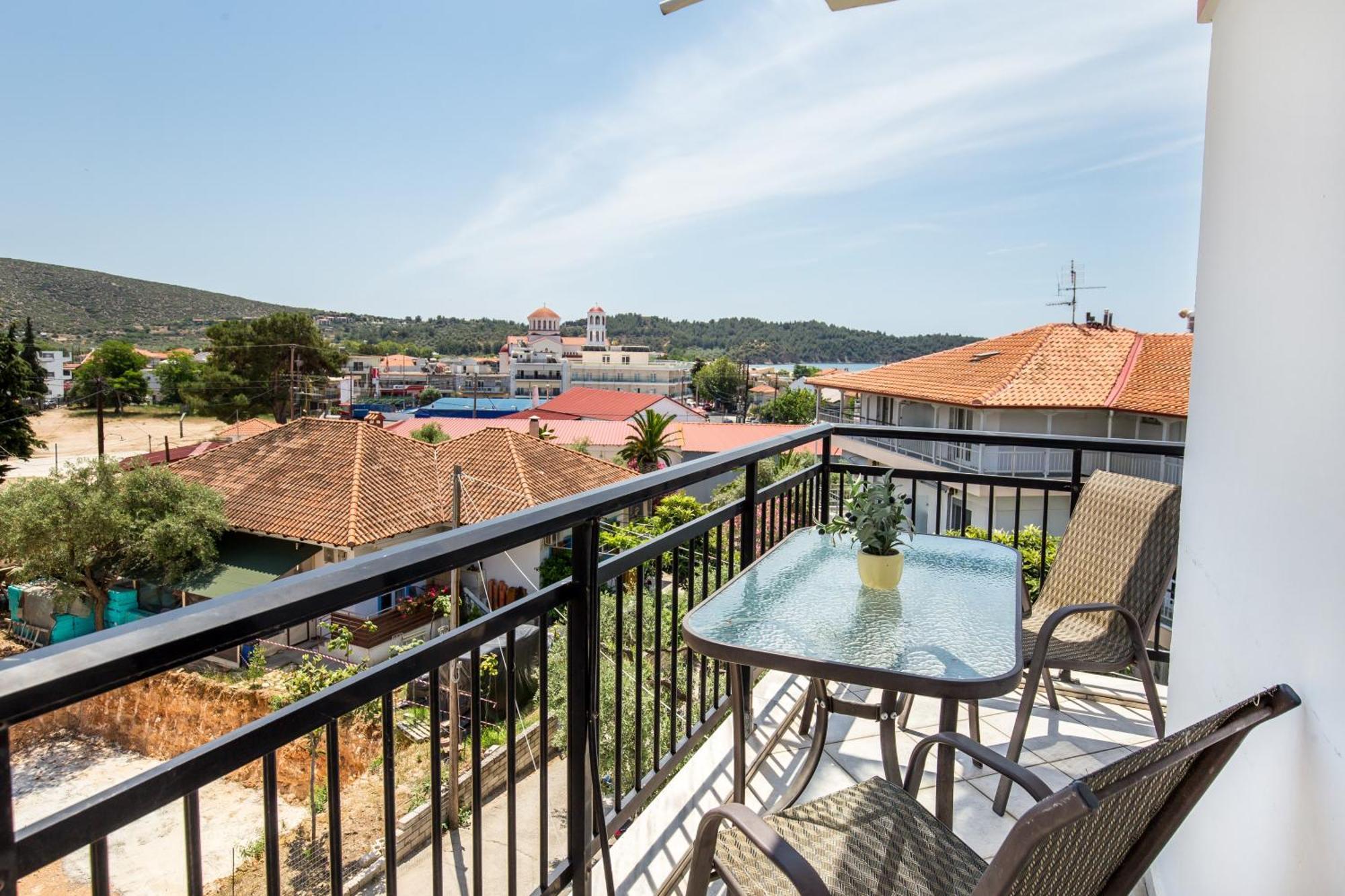 Ianos Apartments Potos Luaran gambar