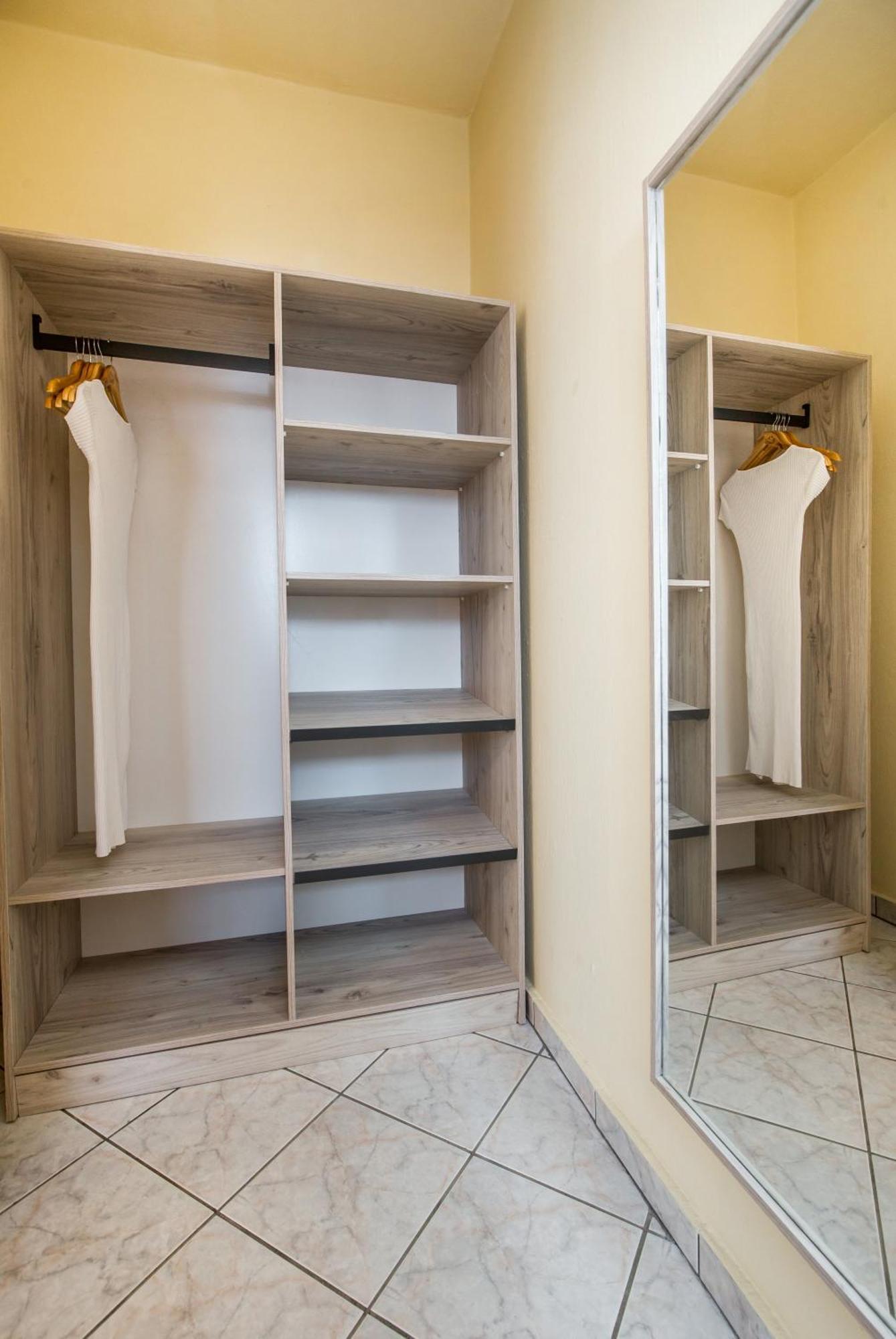 Ianos Apartments Potos Luaran gambar