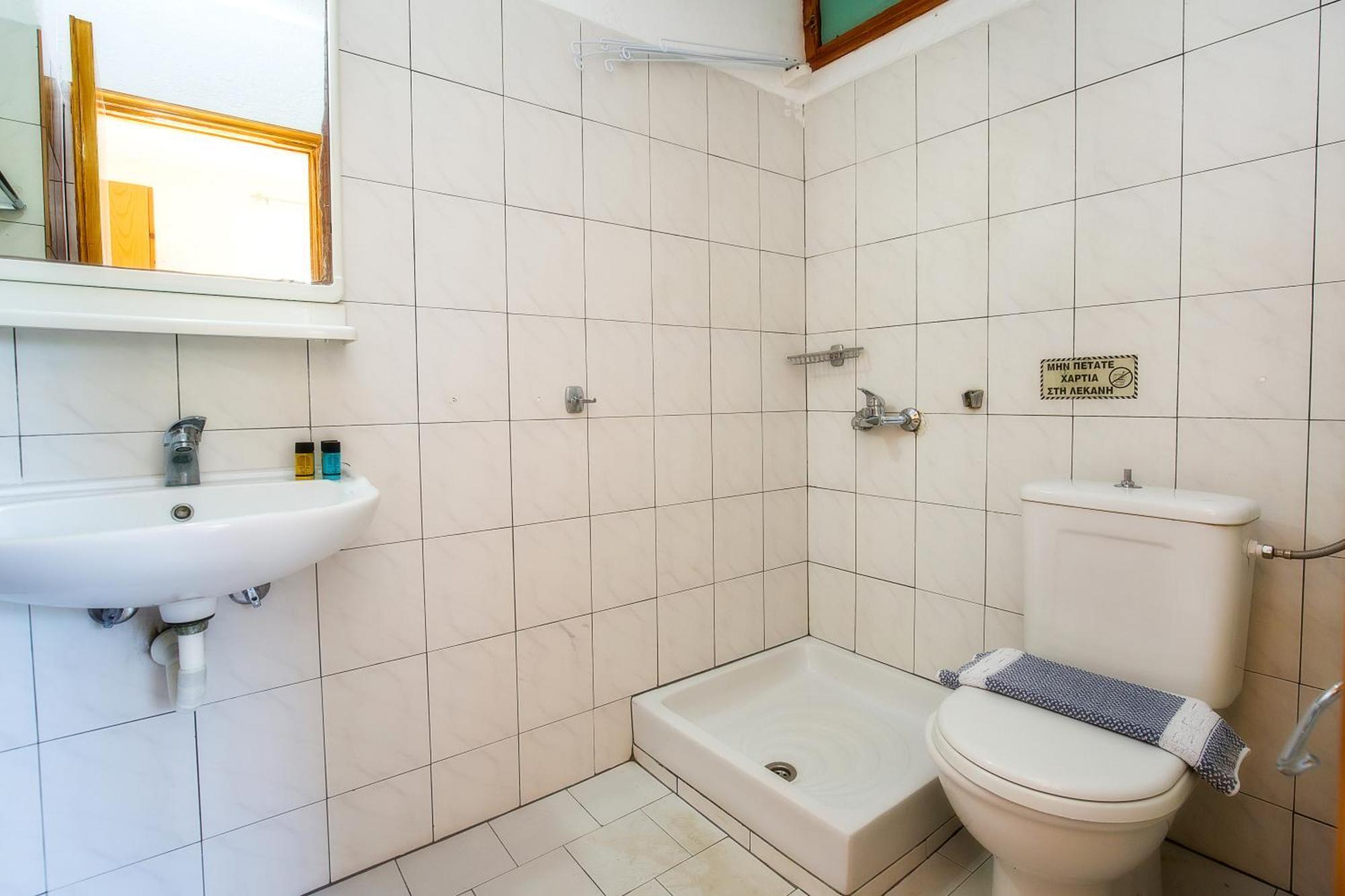 Ianos Apartments Potos Luaran gambar