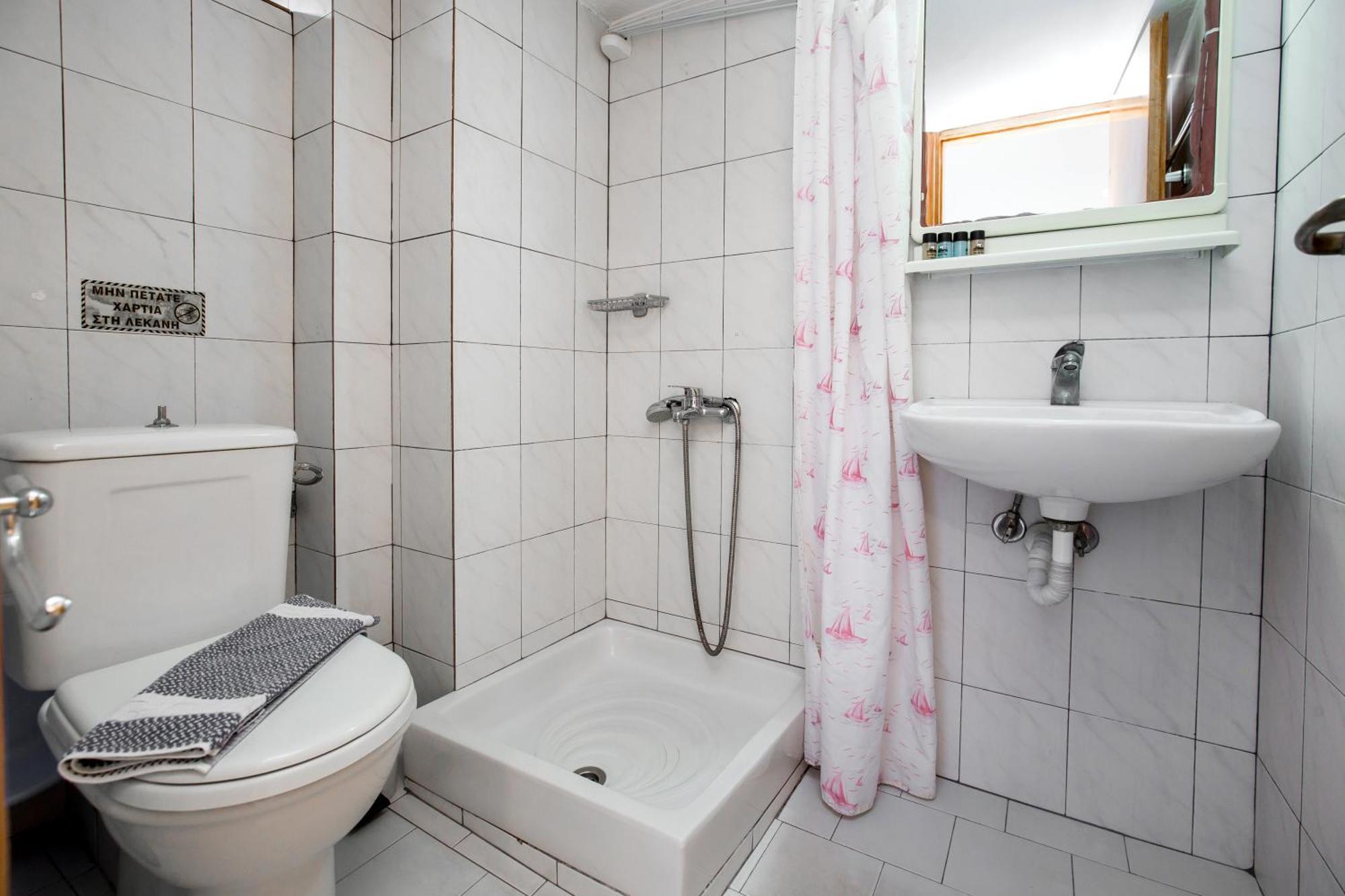 Ianos Apartments Potos Luaran gambar